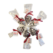 Load image into Gallery viewer, Christmas Cake Pops
