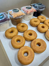 Load image into Gallery viewer, DIY Donut Kit
